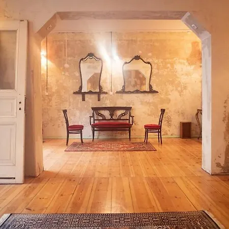 شقة Schoeneberg Flat & Art Gallery برلين