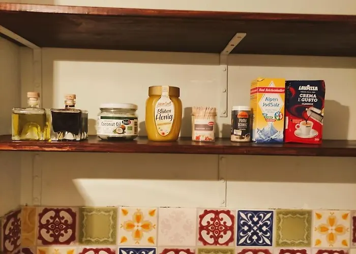 Schoeneberg Flat & Art Gallery *