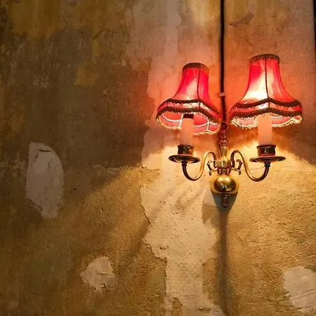 Schoeneberg Flat & Art Gallery 아파트 *