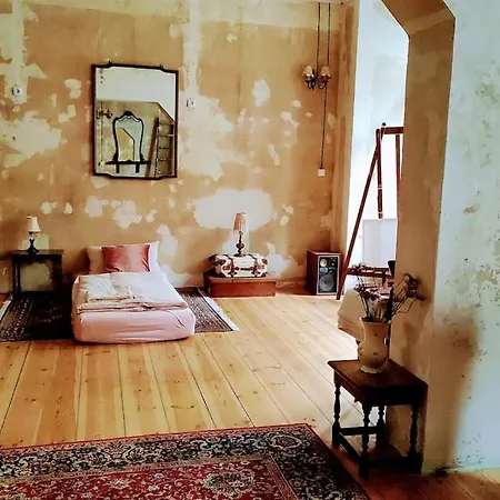 Schoeneberg Flat & Art Gallery *