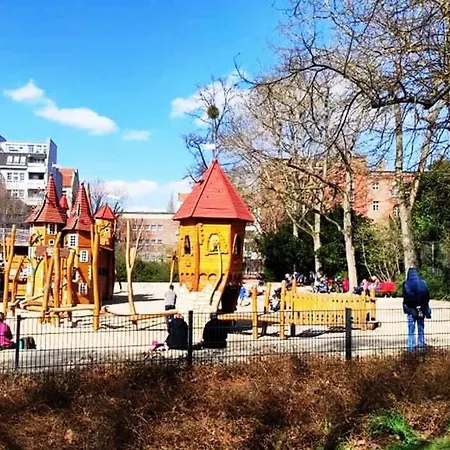 Schoeneberg Flat & Art Gallery *