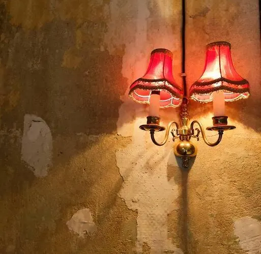 Schoeneberg Flat & Art Gallery Apartman *